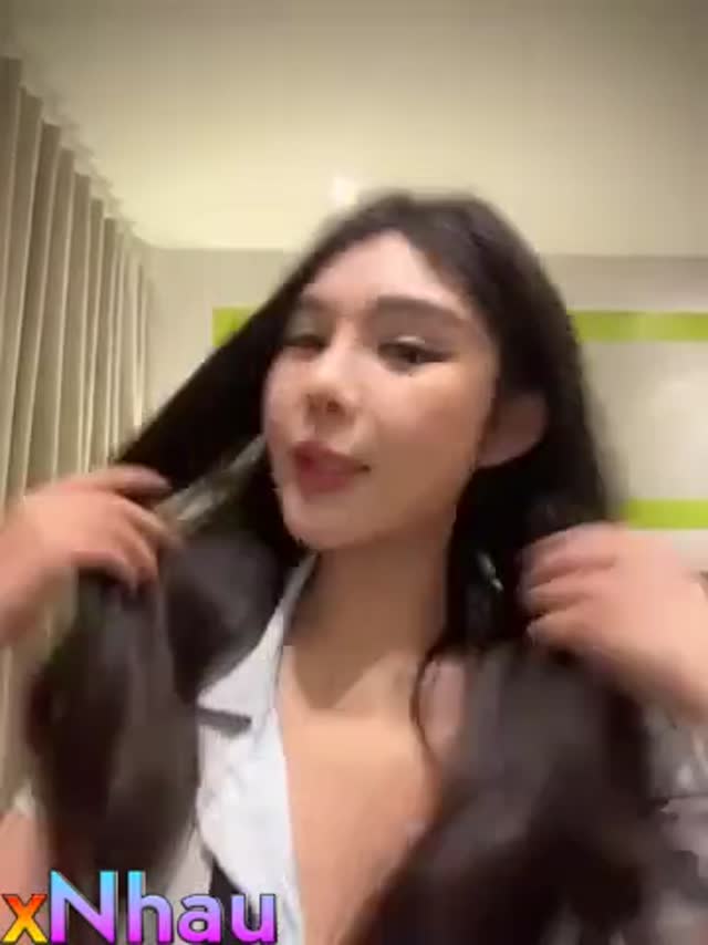 E nh├вn vi├кn, Vс╗лa ─Сi HC vс╗Б ─С├г Cс╗Яi ─Сс╗У B├│p V├║ m├│c lс╗Уn thс╗з d├вm r├кn rс╗Й Nс╗йng vcl ra